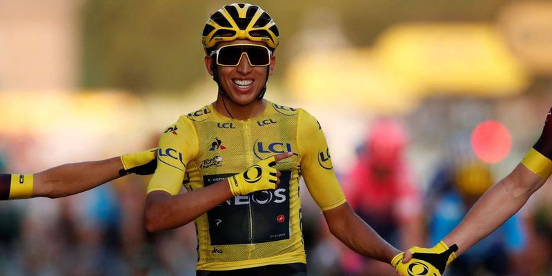 Les bookmakers ont designe les favoris du Tour de France 2020